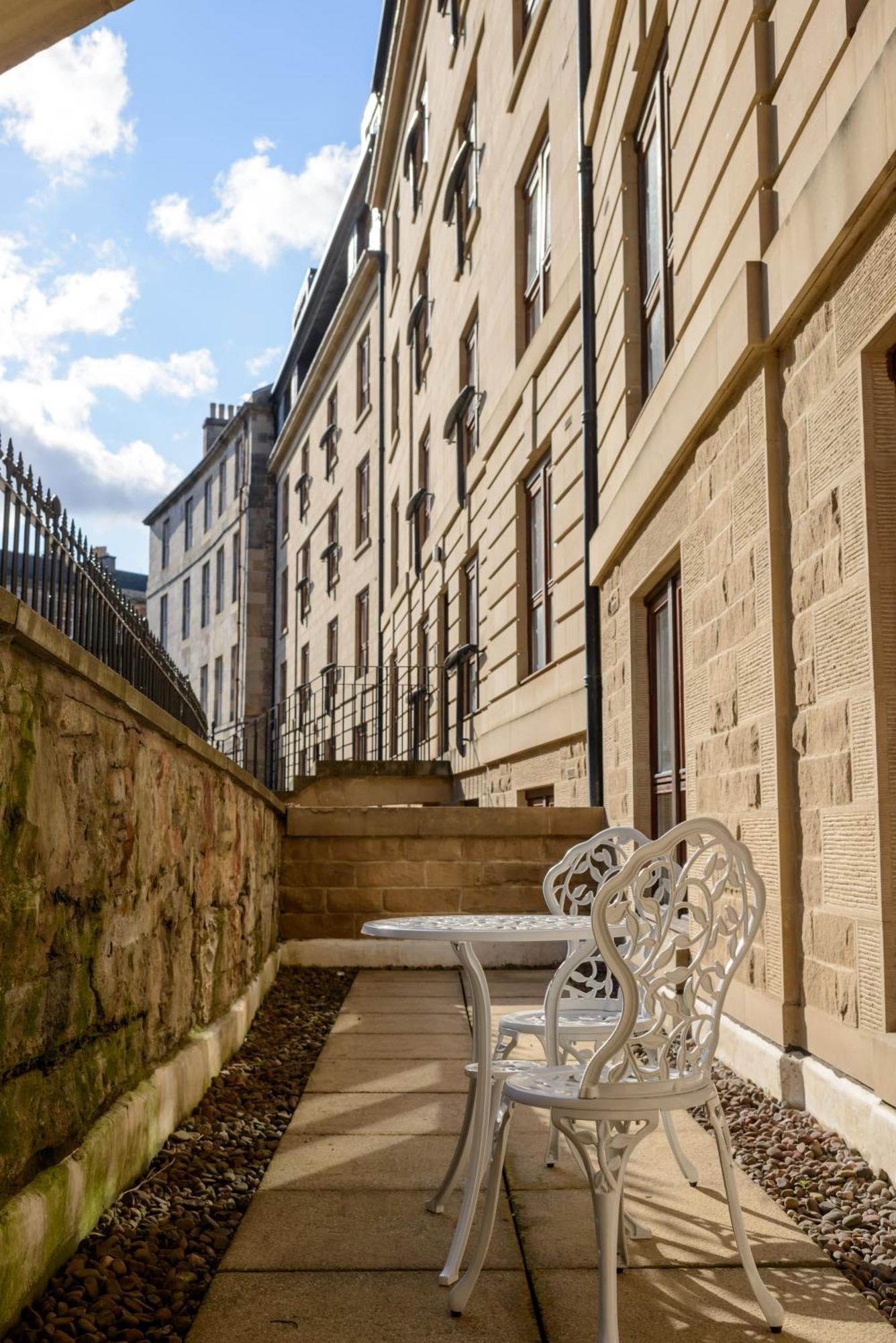 Joivy Gorgeous Flat Near The Scotland Gallery 에든버러 외부 사진